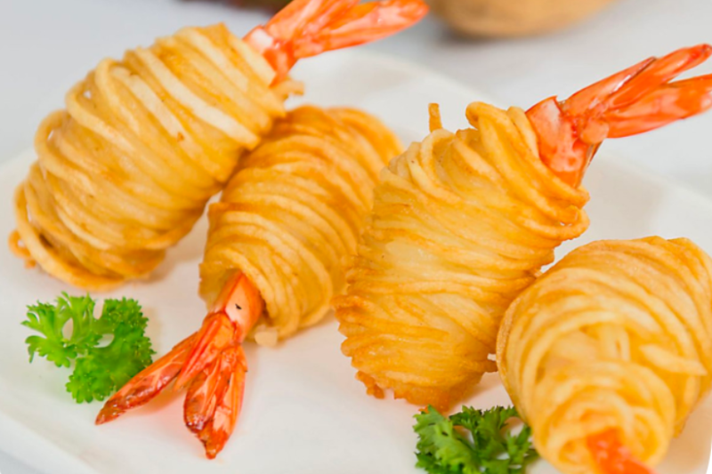 Bỏ túi cách làm tôm cuộn khoai tây giòn rụm, thơm ngon khó cưỡng cho bữa ăn thêm hấp dẫn