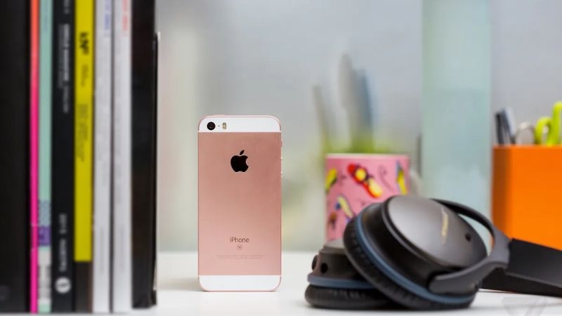 iPhone SE màu hồng