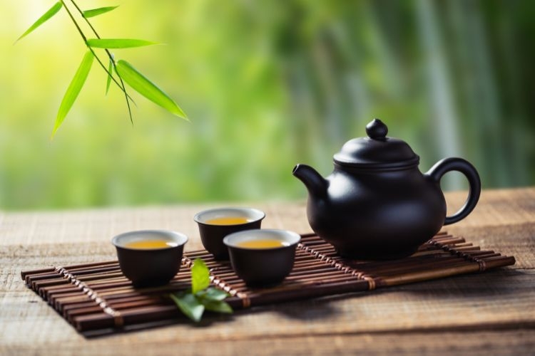Khám phá văn hóa trà đạo Việt Nam và nghệ thuật pha trà, thưởng trà của người Việt