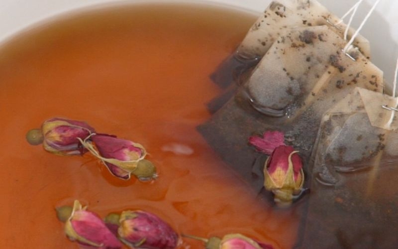 Cách ủ trà sữa hoa hồng