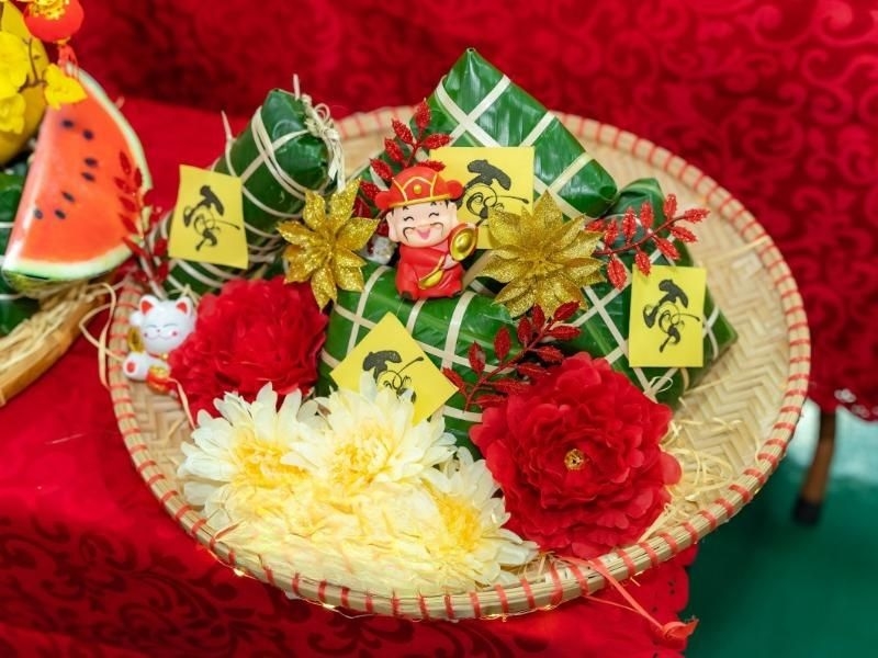 trang trí mâm bánh chưng 10