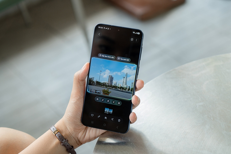 Trên tay Galaxy A57 5G 2