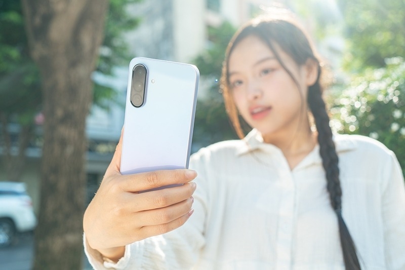 Trên tay và đánh giá nhanh Samsung Galaxy A36 5G (ảnh 13)
