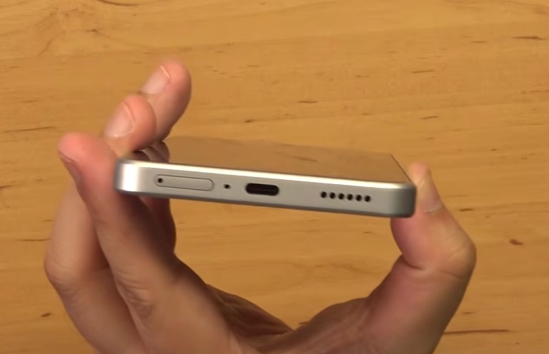 Trên tay TECNO Pova 8- hình 4