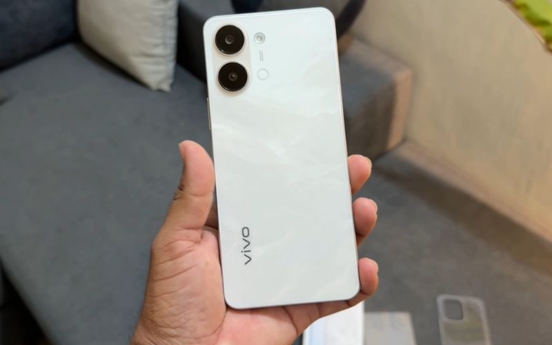 Trên tay vivo Y05
