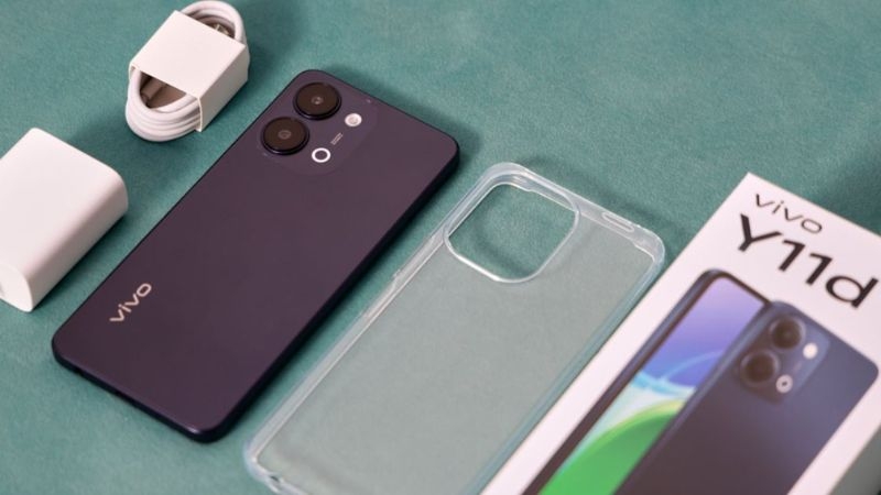 Mở hộp vivo Y11d