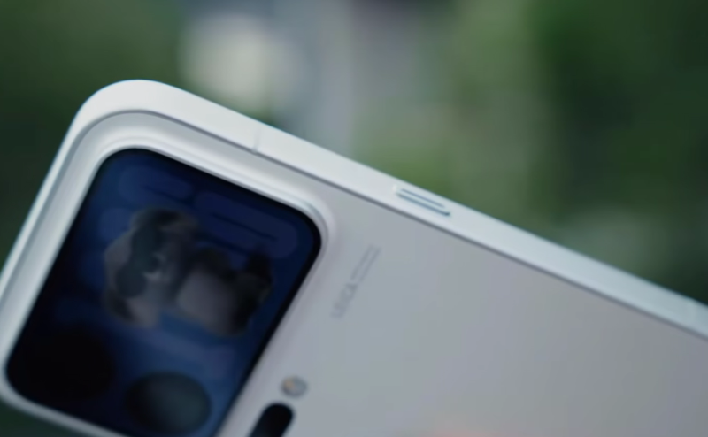 Trên tay Xiaomi 18 Pro - hình 5