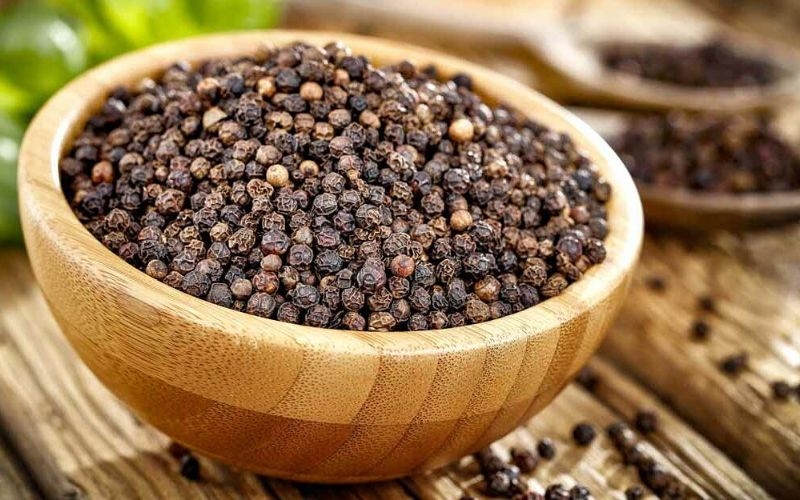 Trời lạnh ăn gì cho ấm - Ăn hạt tiêu đen