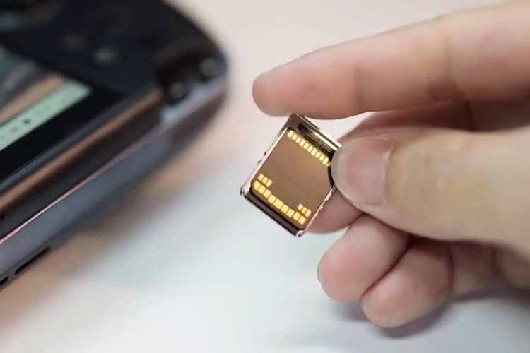 Trung Quốc sắp ra mắt SSD nhỏ gọn như thẻ SIM, tốc độ đọc lên tới 3.700MB/s