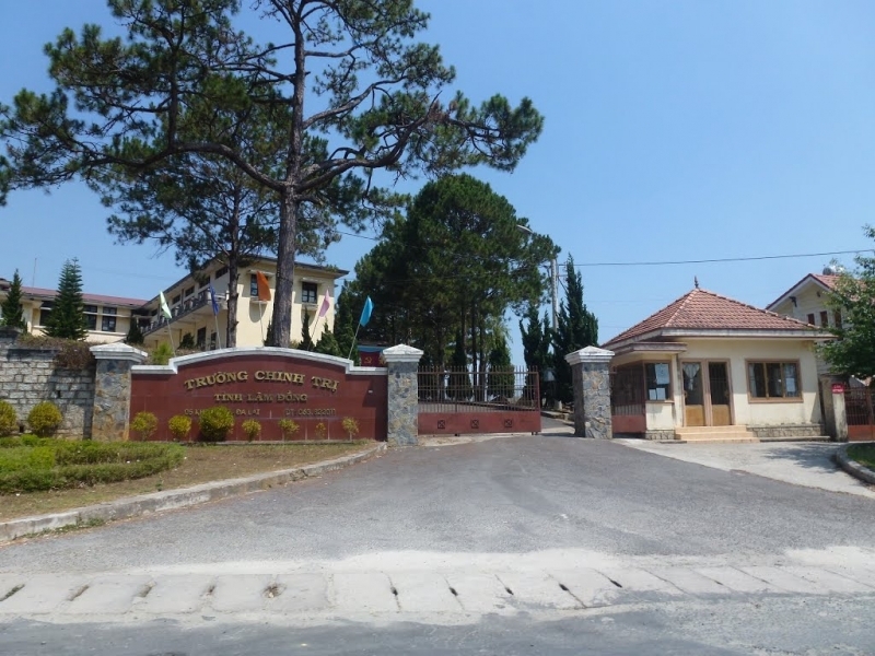 trường đại học ở đà lạt 5