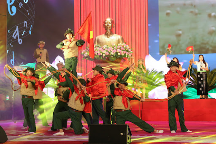 Trường Văn hóa Nghệ thuật Quân đội điểm chuẩn 2