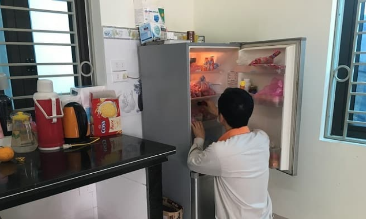 Tủ lạnh Aqua ngăn đá có tuyết (hình 5)