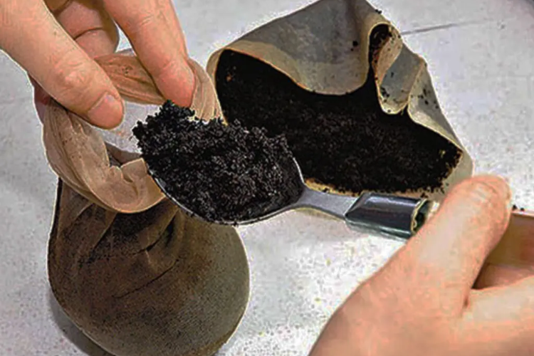 Tủ lạnh có mùi ẩm mốc hình 5