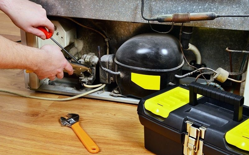 Tủ lạnh LG ngăn đá không đông do hết gas