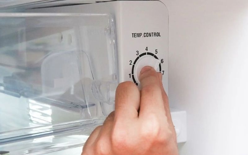 Tủ lạnh LG ngăn đá không đông do nhiệt độ cài đặt chưa phù hợp