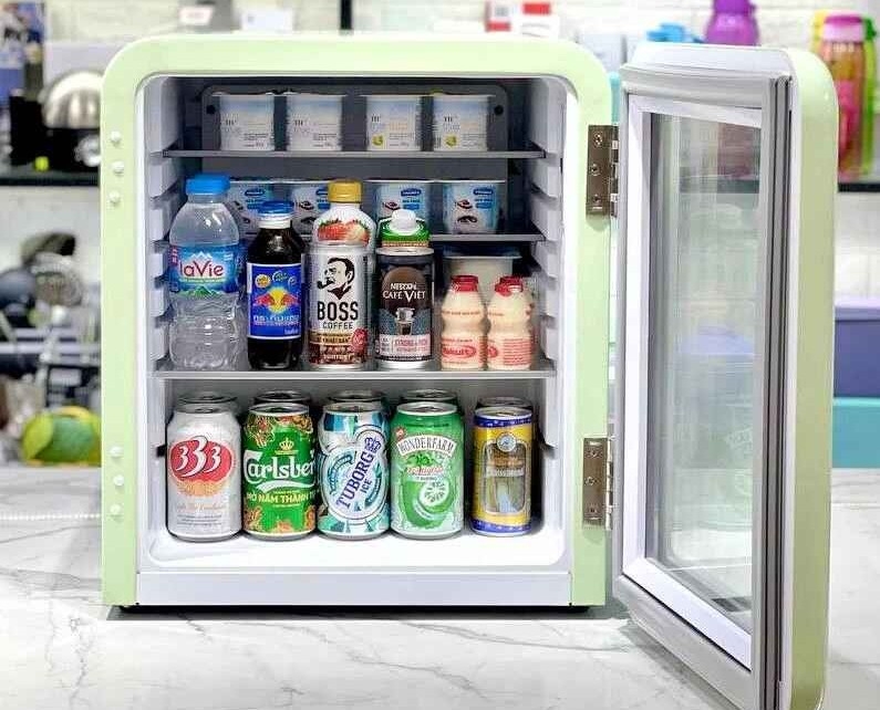 tủ lạnh mini cửa kính hình 2