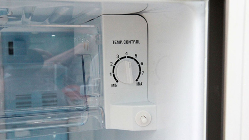 Tủ lạnh Samsung không làm đá tự động (hình 2)