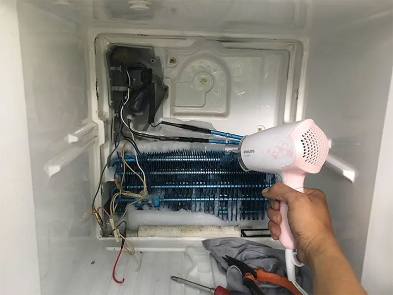 Tủ lạnh Sanyo không mát hình 3
