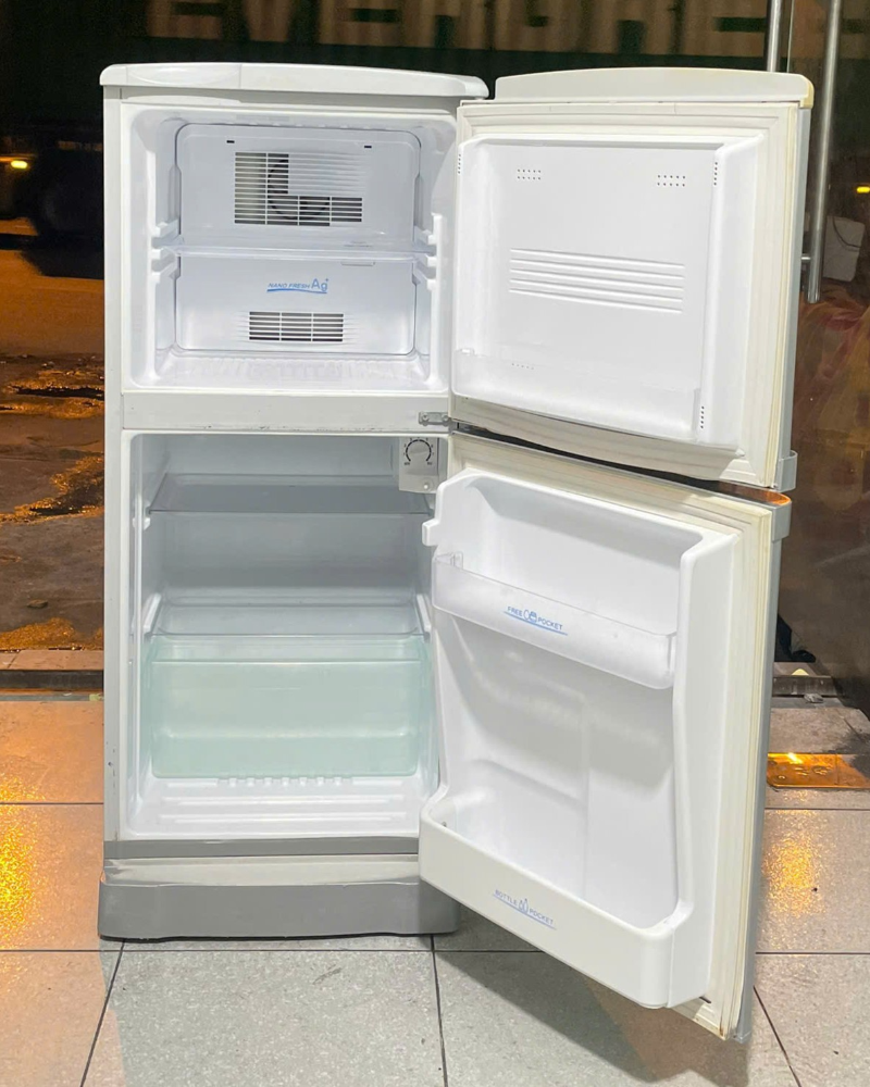 Tủ lạnh Sharp 120 lít - hình 2