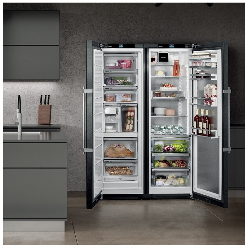 Dễ dàng lấy thực phẩm với tủ lạnh side by side