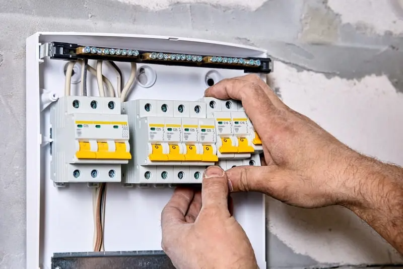 Tủ lạnh tự ngắt nguồn (hình 6)