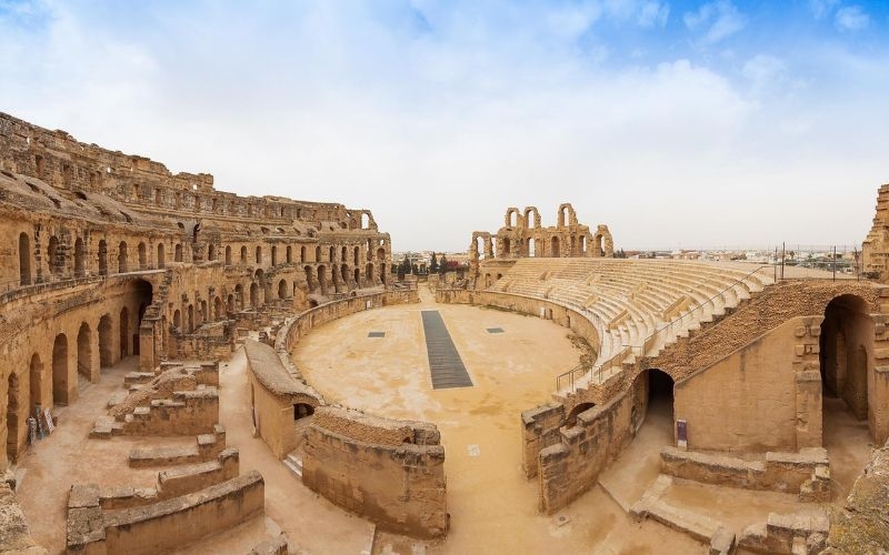 El Jem - đấu trường cổ nổi tiếng tại Tunisia