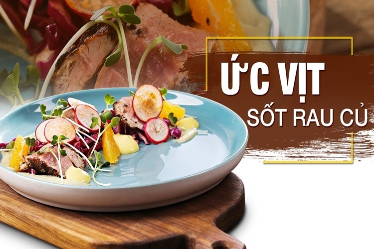 ức vịt áp chảo sốt kem rau củ 1