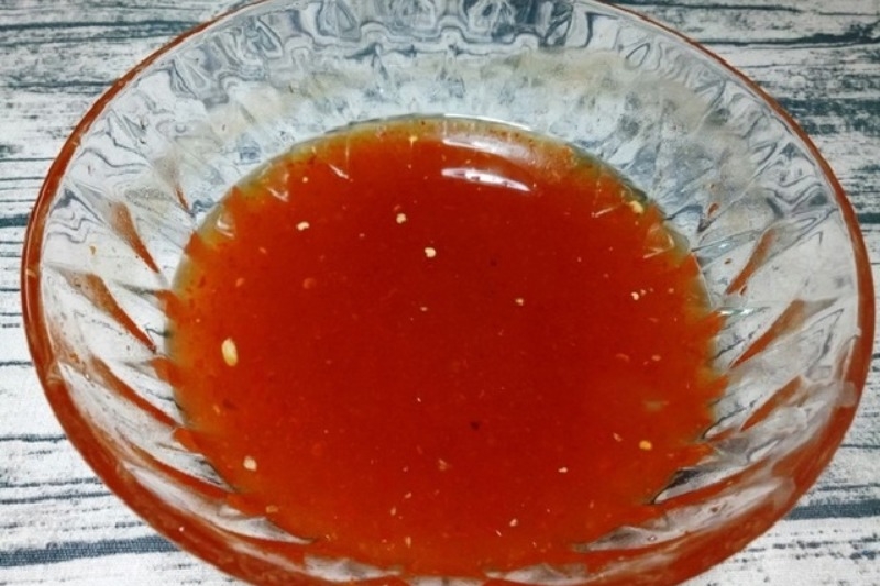 Bước 4: Pha chế xốt xào