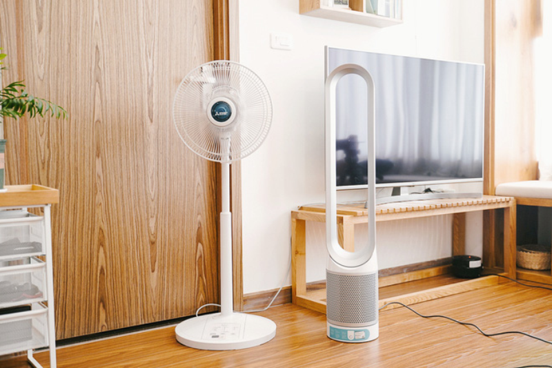 Ưu nhược điểm của quạt điện có cánh và không cánh: Nên chọn loại nào cho gia đình bạn?