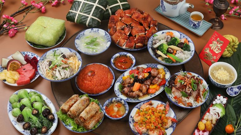 Mâm cơm cúng