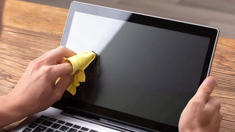 Vệ sinh laptop đúng cách 7
