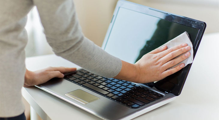Vệ sinh laptop đúng cách 2