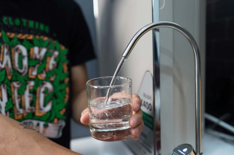 vệ sinh máy lọc nước 1
