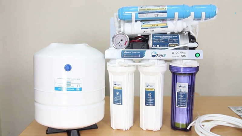 vệ sinh máy lọc nước 6