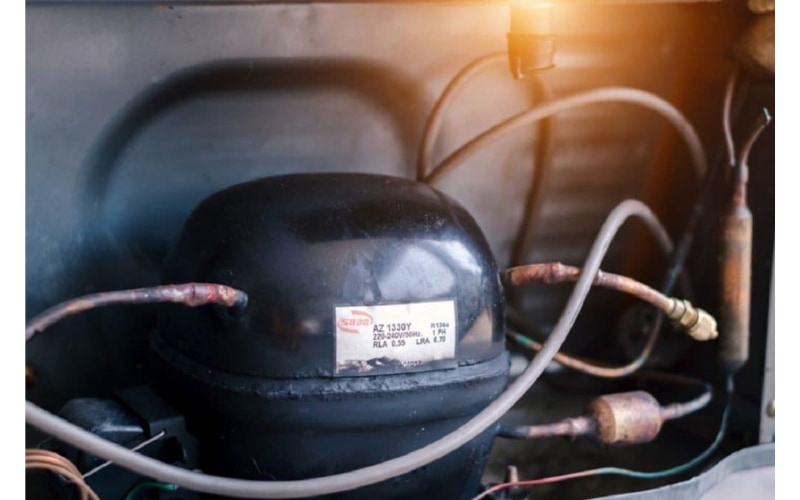 tủ lạnh Samsung bị kêu to 2