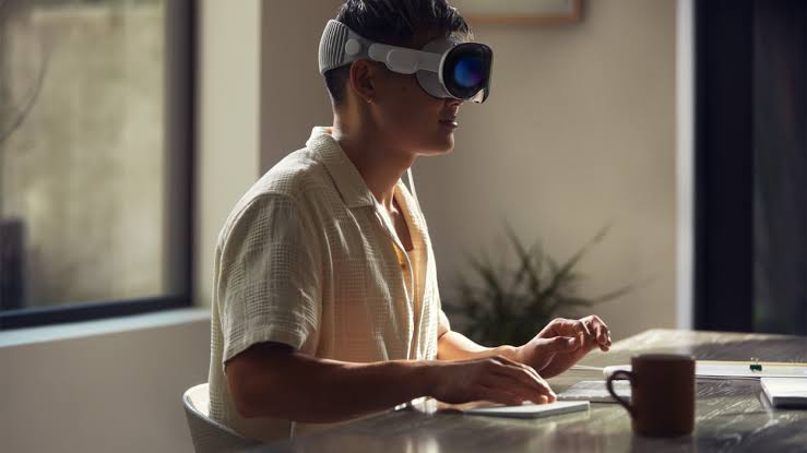 Vision Pro giá bao nhiêu 7