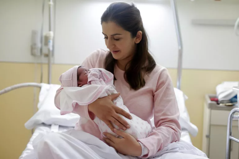 Vợ đẻ chồng được nghỉ mấy ngày 3