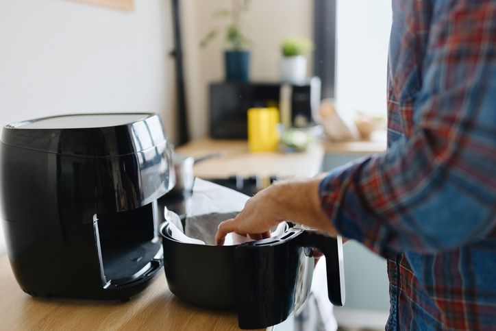 vỏ nồi chiên không dầu bị nóng 5