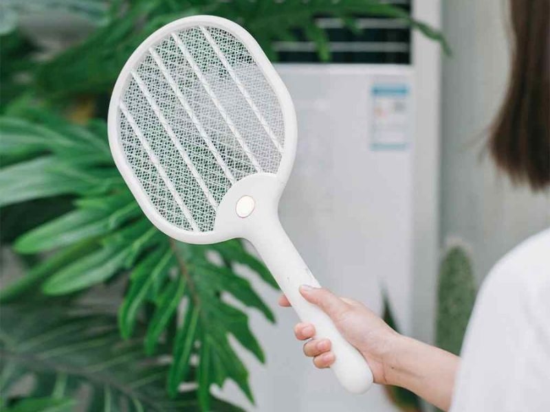 Vợt bắt muỗi có trọng lượng nhẹ