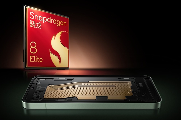Xiaomi 15 ra mắt với Snapdragon 8 Elite, pin 5.400mAh