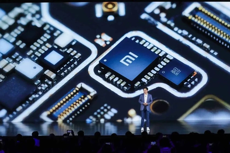 Tin công nghệ 27/11: Xiaomi đang tự phát triển vi xử lý, cơ quan quản lý Brazil yêu cầu Apple mở quyền thanh toán, xe điện hạng sang Huawei Maextro S800 ra mắt