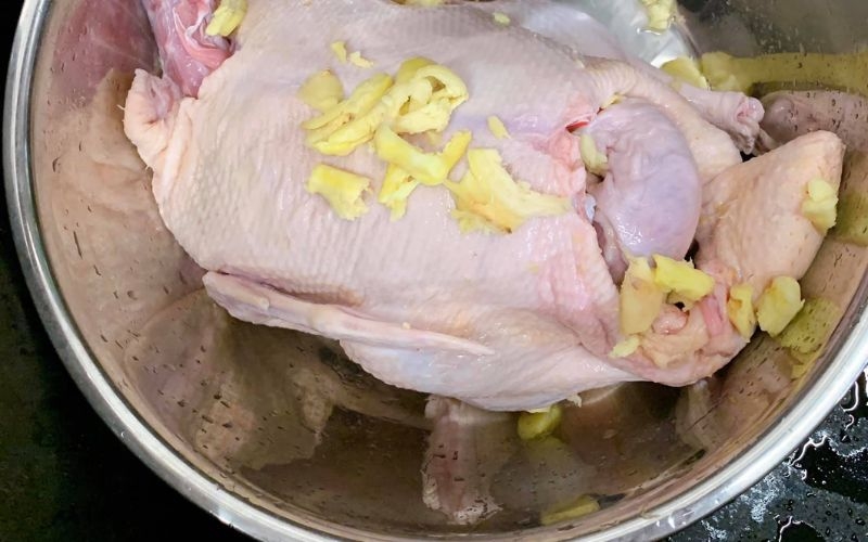 Cách sơ chế vịt làm xôi ngon