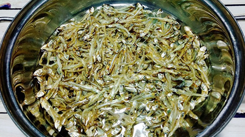 xử lý cá khô bớt mặn 3