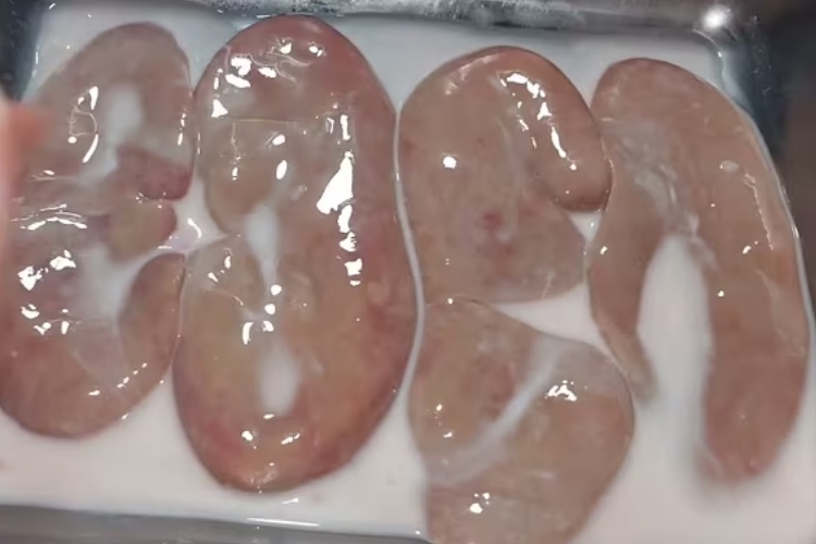 xử lý cật heo hết mùi hôi 5