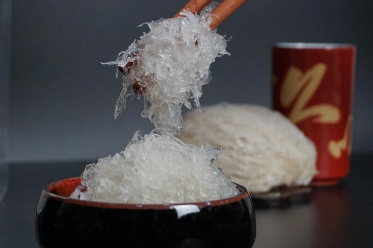 yến chưng hạt sen hình 4