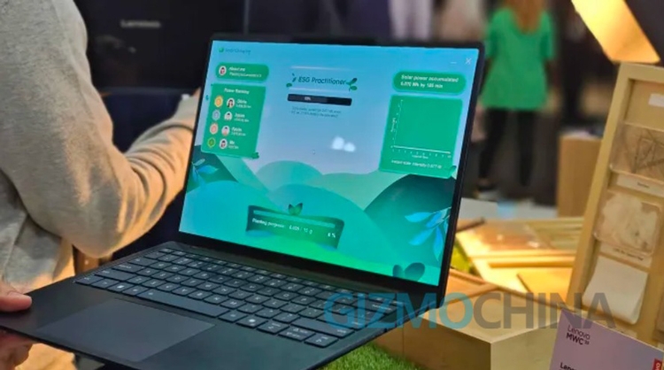 Lenovo giới thiệu Yoga Solar PC tại MWC 2025: Laptop chạy bằng năng lượng mặt trời