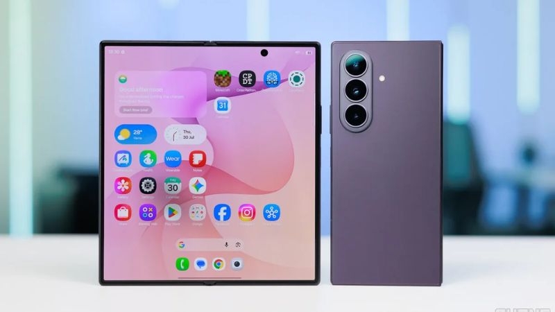 Z Fold 8 Ultra và Z Fold 5: Nên mua mẫu nào